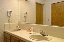 Howard Johnson モントレー エクステリア 写真