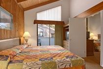 Howard Johnson モントレー エクステリア 写真